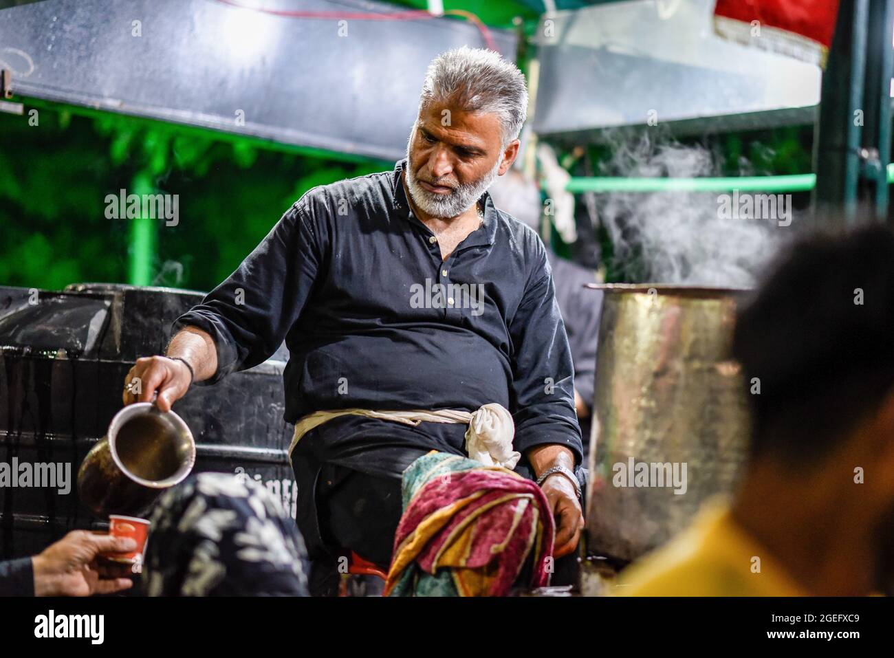 चिंतनीय     