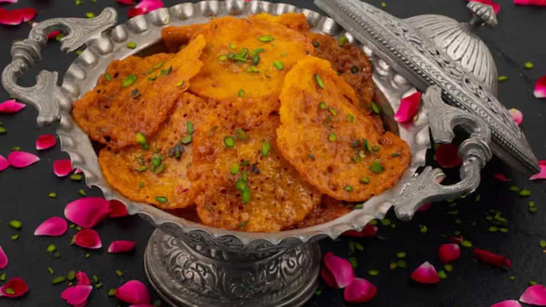 नवरात्री २०२५ : स्वादिष्ट व्रतासाठी पनीरच्या खास रेसिपी 
