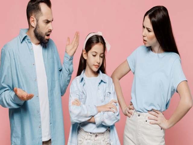  परीक्षेत अपयश आल्यानंतर पालकांनी काय करावे? — मुलांच्या मनाला आधार देणारे मार्ग