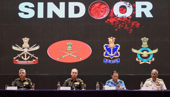 'ऑपरेशन सिंदूर'चे सहा अमर वीर; राष्ट्र त्यांच्या बलिदानाला सदैव वंदन करणार!