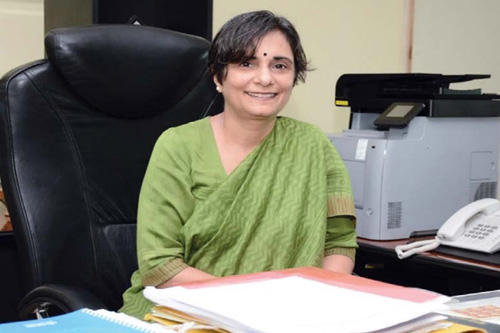 विज्ञानाच्या विश्वात भारताच्या ‘सुपरवुमन’! सात महिला वैज्ञानिकांची प्रेरणादायी गाथा