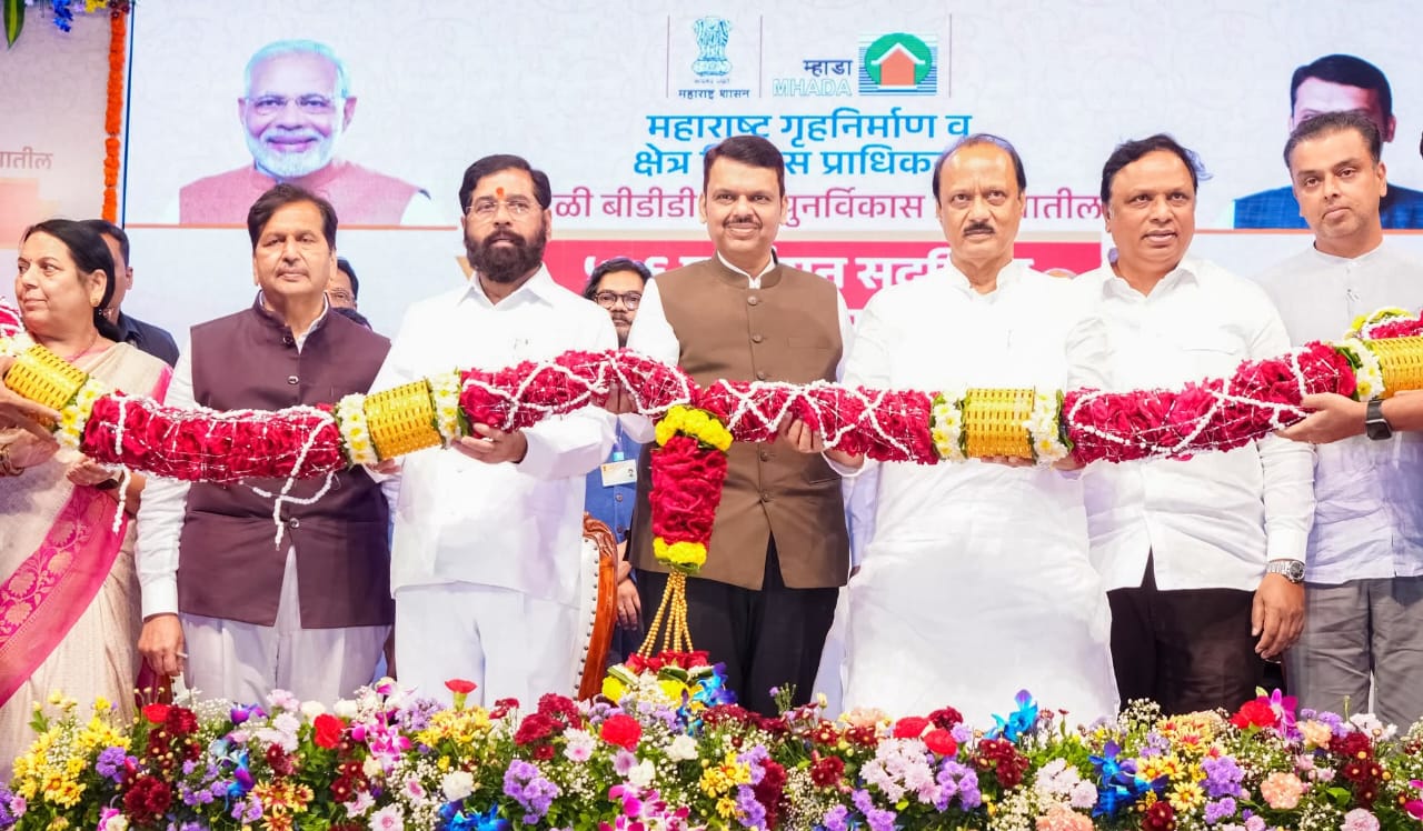 बीडीडी चाळवासियांची स्वप्नपूर्ती, 556 सदनिकांचे वितरण