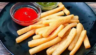  चीज फ्राईज – स्वादिष्ट आणि झटपट स्नॅक 