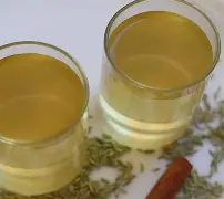 ओवा-जीरा डिटॉक्स ड्रिंक – पचनासाठी रामबाण उपाय!
