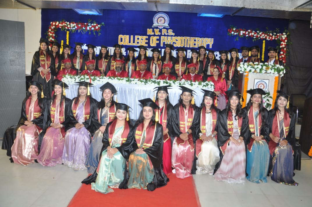 मविप्र समाजाच्या कॉलेज ऑफ फिजिओथेरपीत १७ वा पदवीप्रदान समारंभ आणि ‘IMPACT’ मासिकाचे प्रकाशन संपन्न