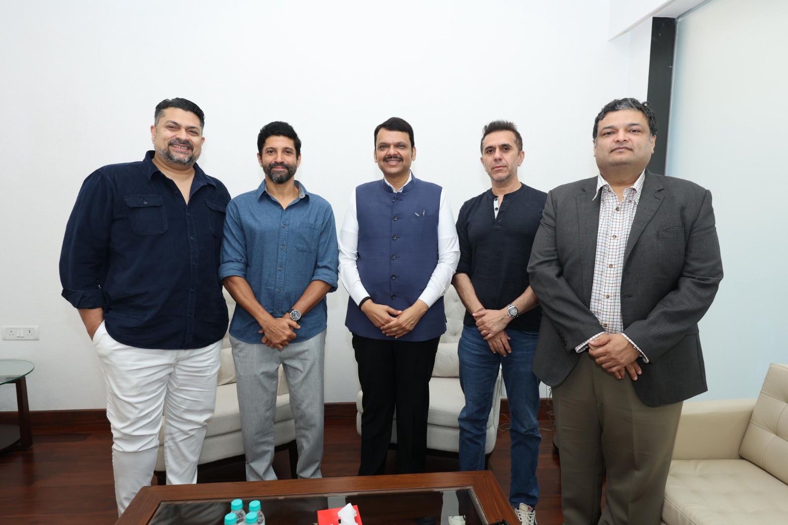 नेटफ्लिक्स, मोशन पिक्चर आणि  युनिव्हर्सल म्युझिक ग्रुपच्या प्रमुखांबरोबर मुख्यमंत्र्यांची चर्चा