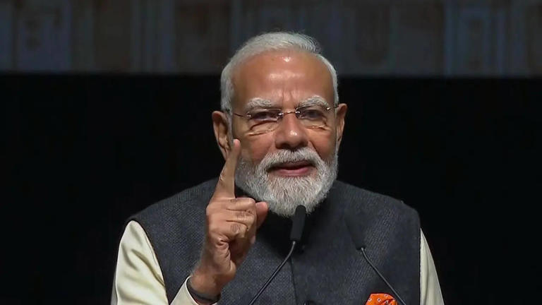 पंतप्रधान नरेंद्र मोदींकडून देशाला ७५ पुनर्विकसित रेल्वे स्थानकांची भेट; ‘अमृत भारत स्टेशन योजना’ला नवी गती