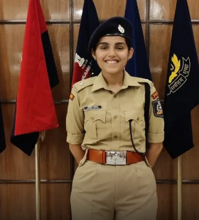 जिद्दीची उंच भरारी — नितीशा जगतापची प्रेरणादायी यशोगाथा