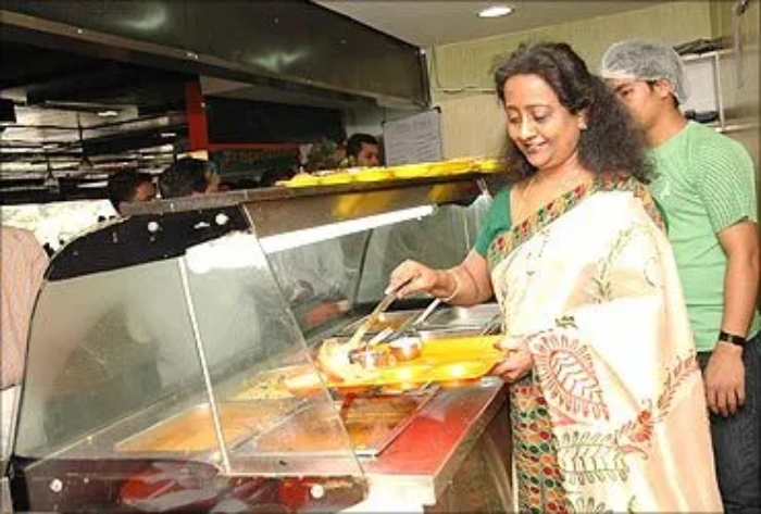 पॅट्रिशिया नारायण यांची संघर्षगाथा: चहापासून कोटींच्या हॉटेलपर्यंतचा प्रवास