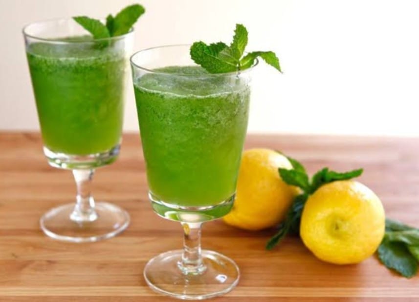  उन्हाळ्यात प्या अशी नैसर्गिक सरबते : पुदिना सरबत