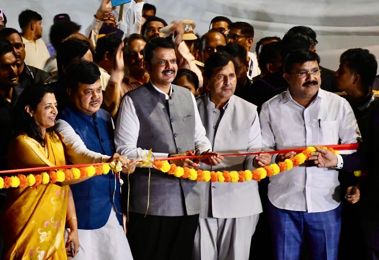 मुंबई : महारेलद्वारे अतिशय उत्तम तंत्रज्ञान वापरुन, गतिशीलतेने गुणवत्तापूर्ण काम!
