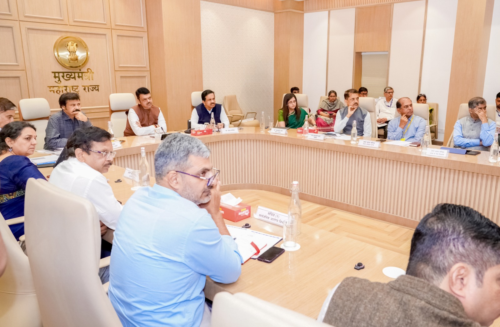 नागरिकांसाठी शासकीय सेवा आता व्हॉट्सॲपवर!