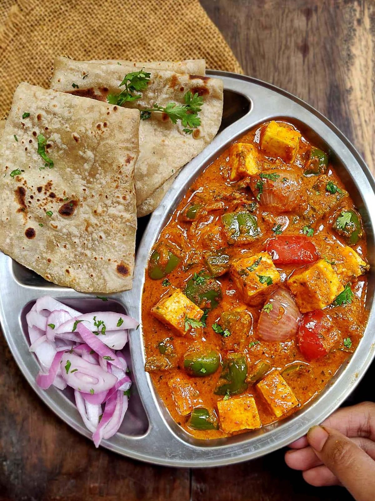 पनीर भाजी : साधी, चविष्ट आणि घरगुती जेवणासाठी परफेक्ट रेसिपी