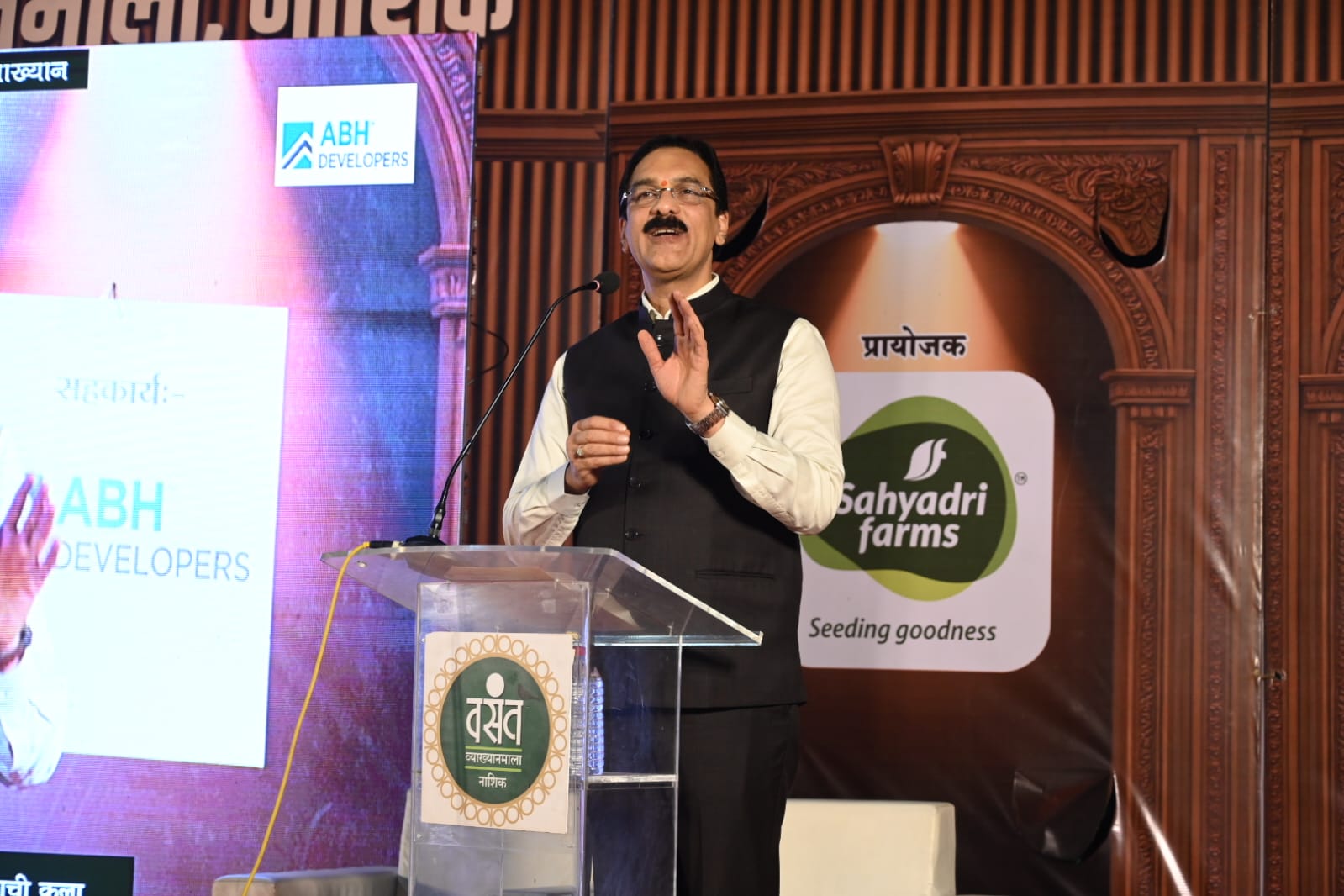 क्रिया आणि प्रतिक्रिया यांच्या मधल्या वेळेत थांबता आलं पाहिजे : डॉ. संजय मालपाणी 
