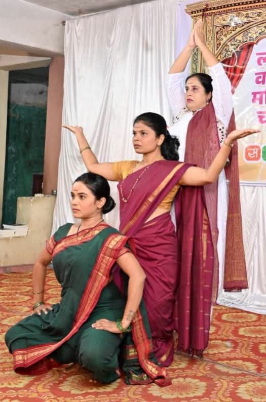 ‘लोक-शास्त्र सावित्री’चा प्रयोग 