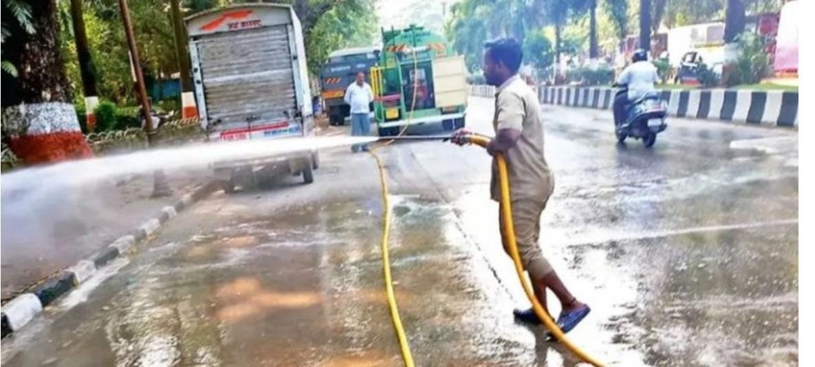 मुंबईतील रस्ते पुन्हा टँकरच्या पाण्याने धुणार